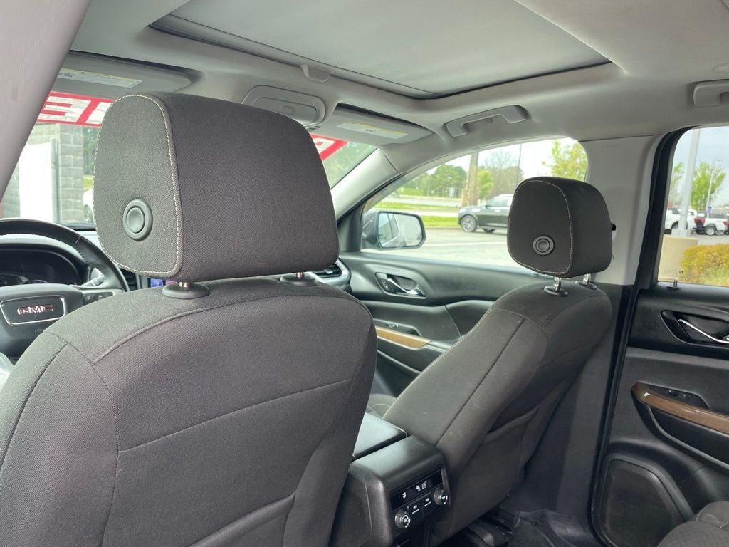 2017 GMC Acadia SLE-2