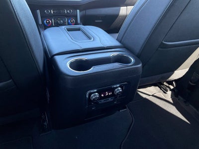 2022 GMC Yukon SLT Premium Luxury Package-Clean Carfax