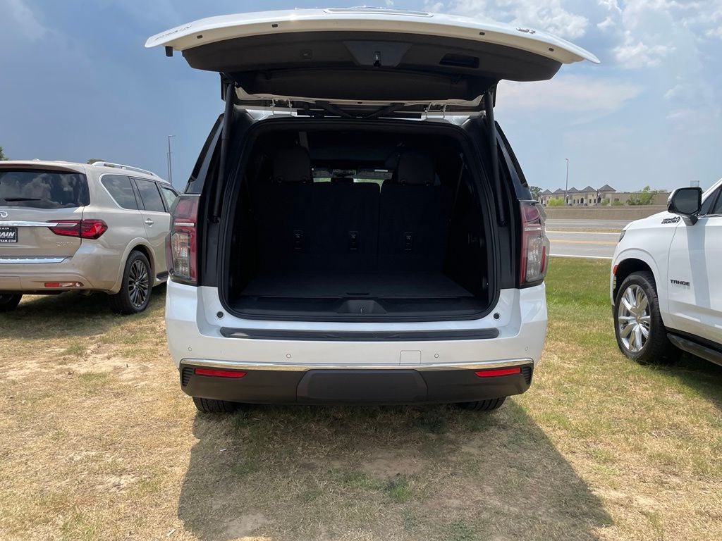 2024 Chevrolet Suburban LT