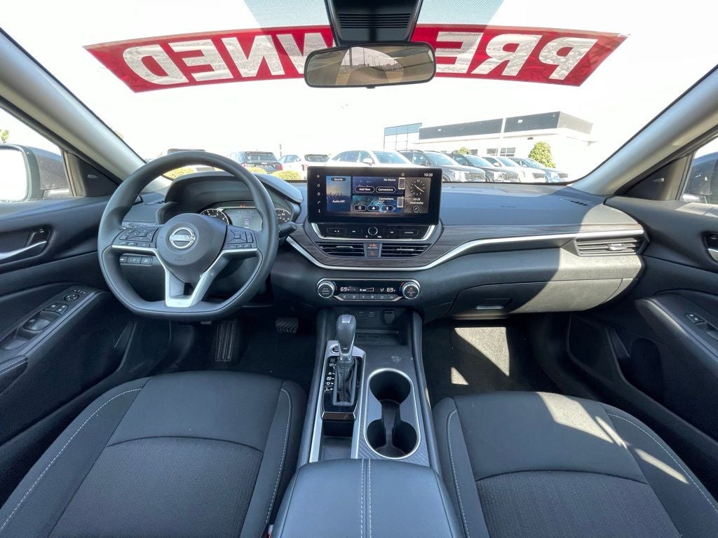 2025 Nissan Altima 2.5 SV