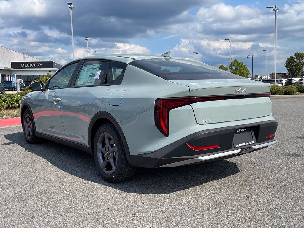 2026 Kia K4 LXS