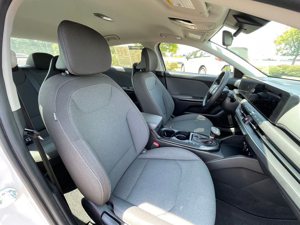 2025 Kia K4 LX