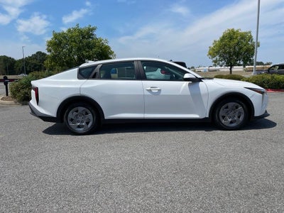 2025 Kia K4 LX