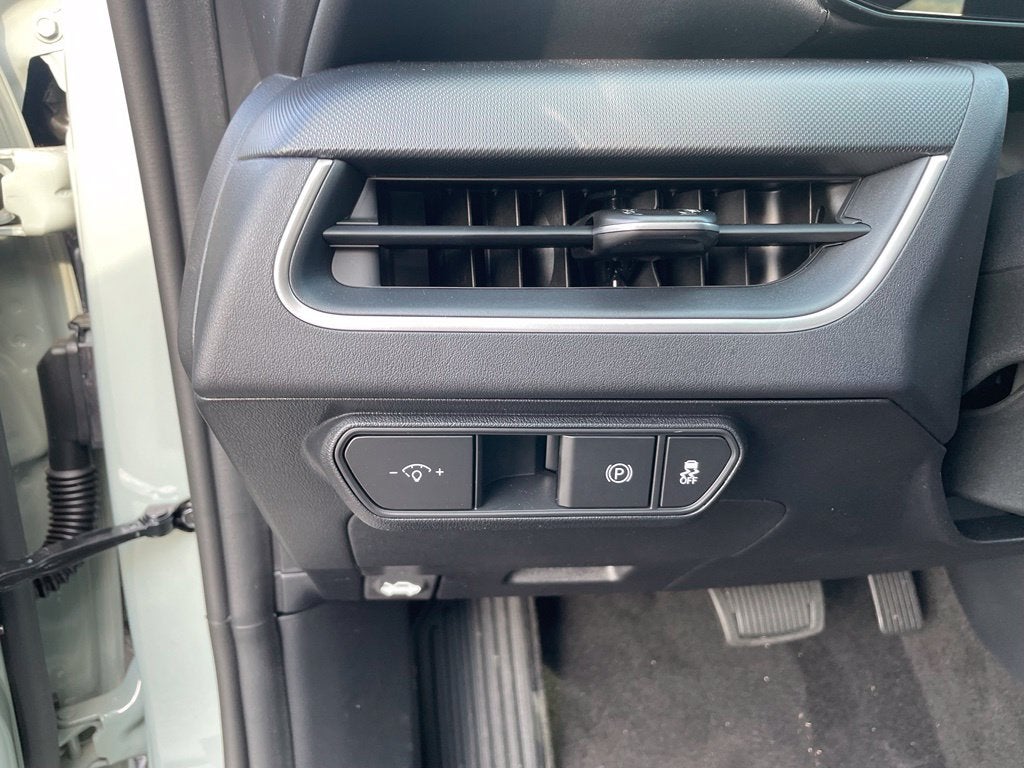 2027 Kia K4 LXS