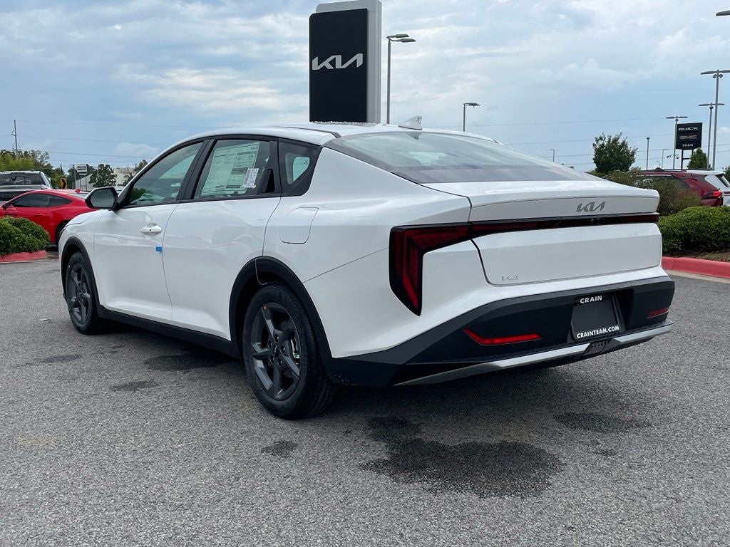 2026 Kia K4 LXS