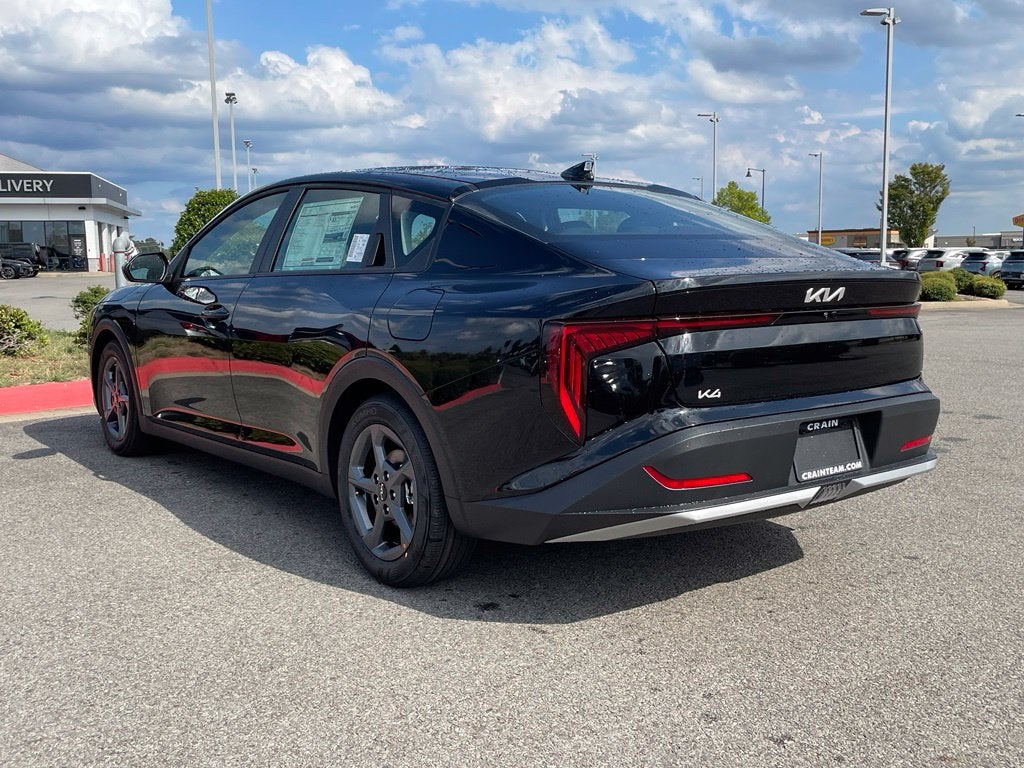 2026 Kia K4 LXS