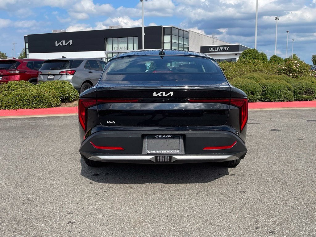 2026 Kia K4 LXS