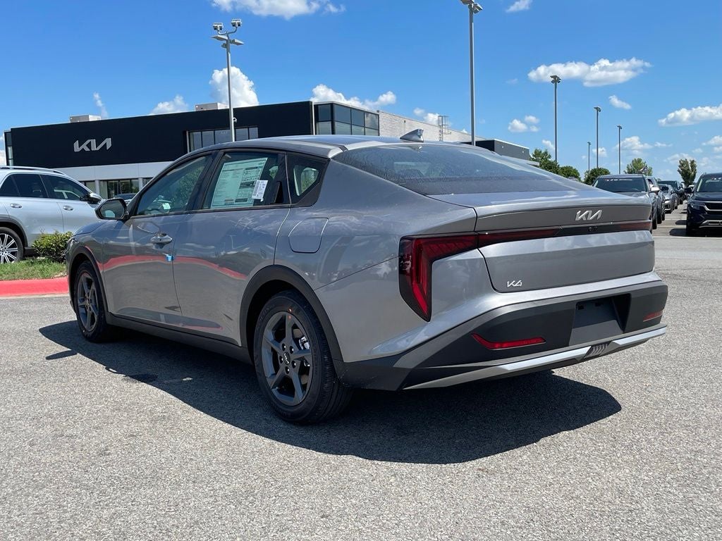2026 Kia K4 LXS