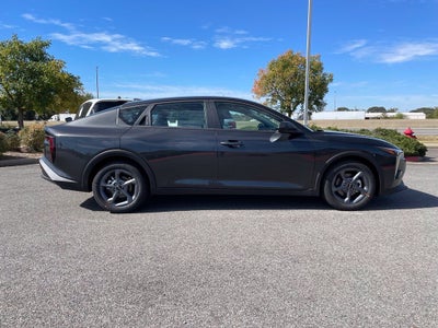 2027 Kia K4 LXS