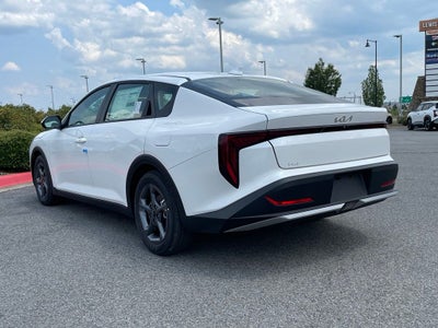 2026 Kia K4 LXS