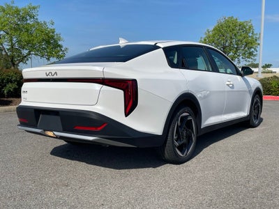 2026 Kia K4 EX