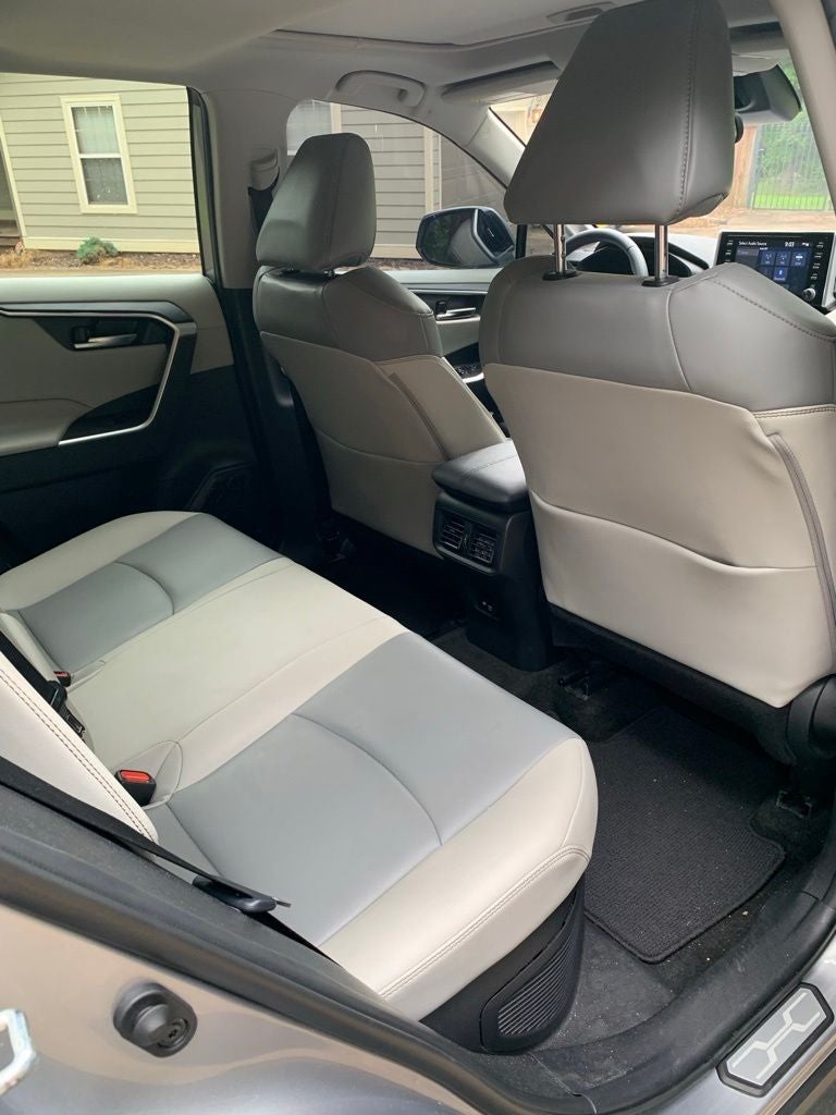 2021 Toyota RAV4 Hybrid XLE Premium