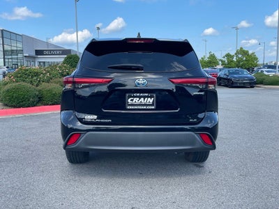2021 Toyota Highlander Hybrid XLE