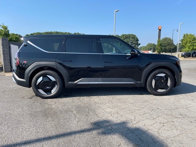 2026 Kia EV9 Light Long Range
