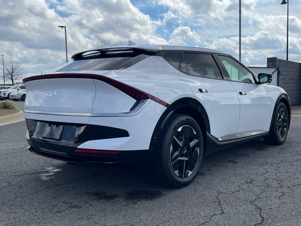 2025 Kia EV6 Wind
