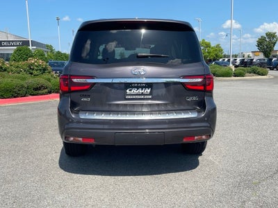 2024 INFINITI QX80 LUXE