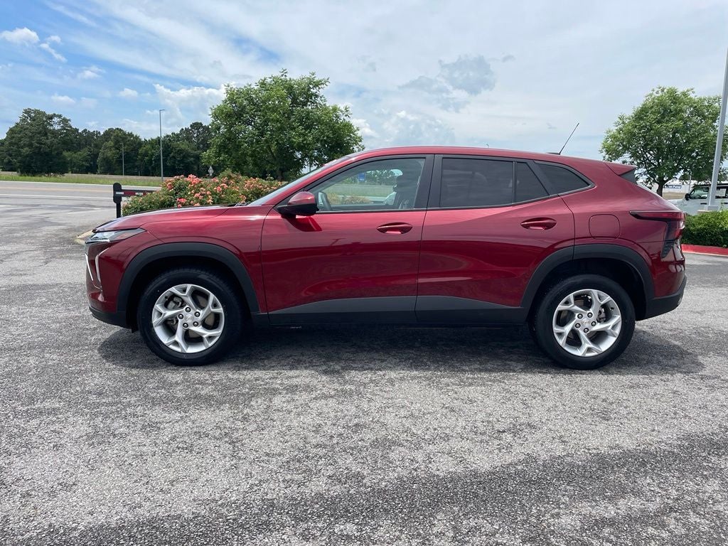 2025 Chevrolet Trax LS