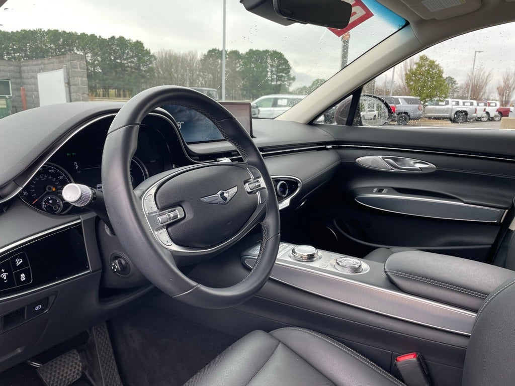 2023 Genesis GV70 2.5T