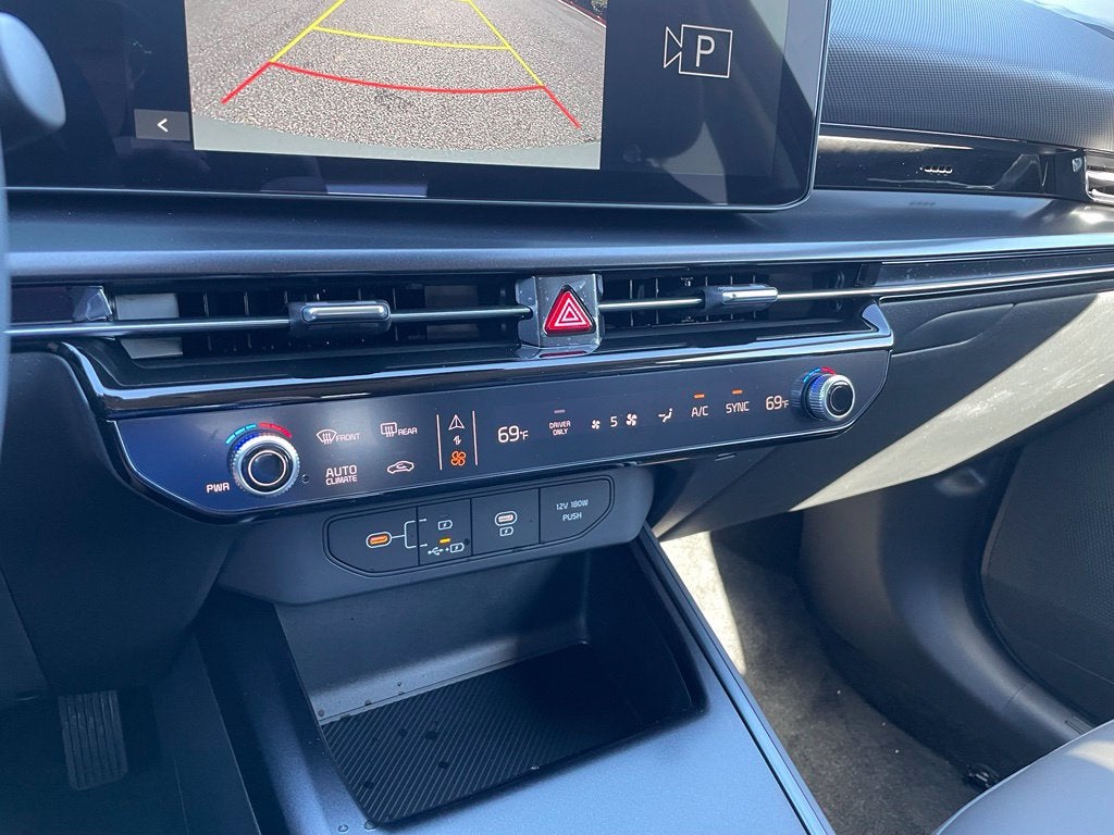 2027 Kia Niro LX