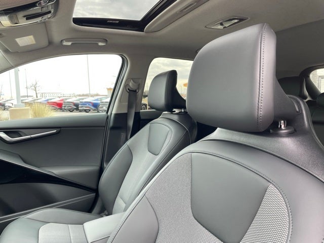 2025 Kia Niro EX Touring