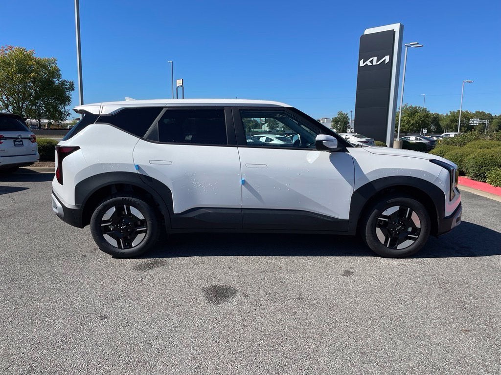 2027 Kia Seltos LX