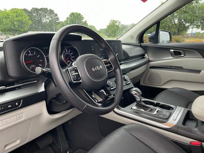 2023 Kia Carnival LX