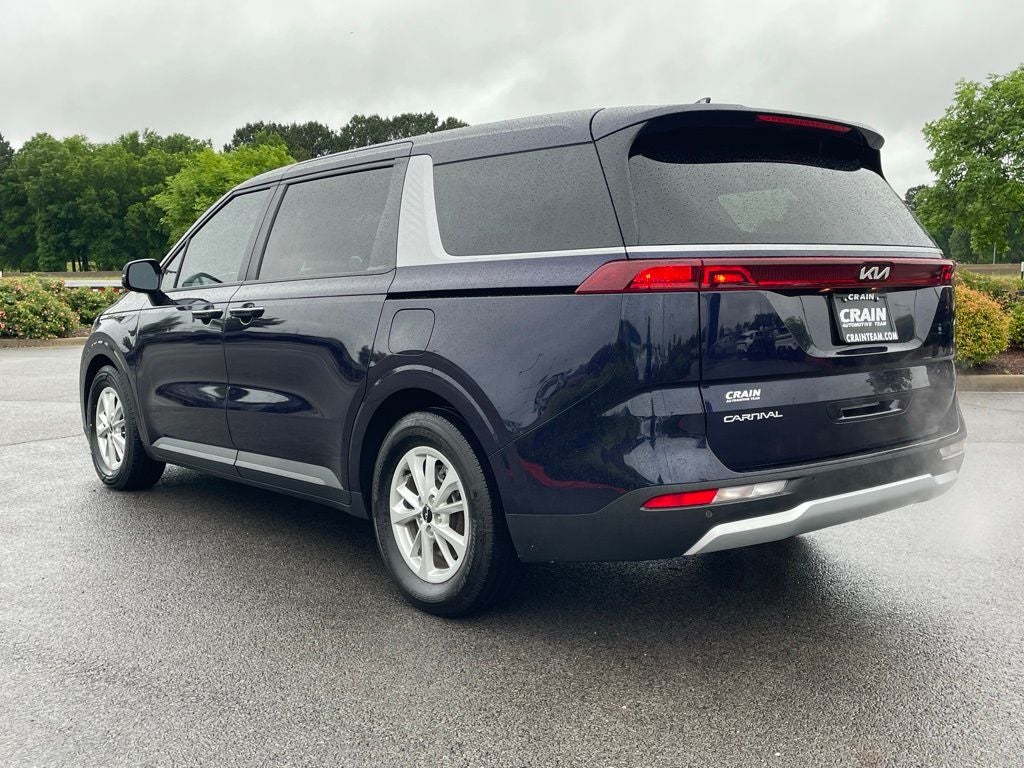 2023 Kia Carnival LX