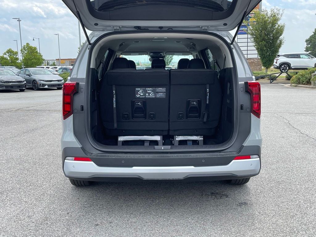 2027 Kia Carnival LXS