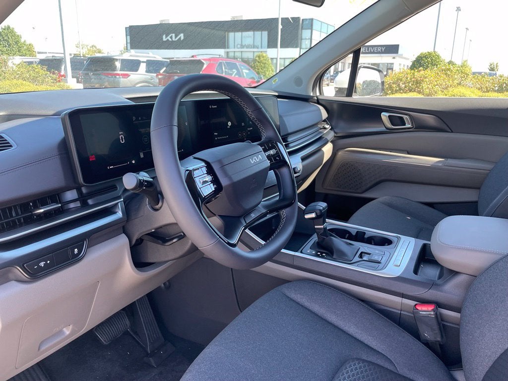 2027 Kia Carnival LX