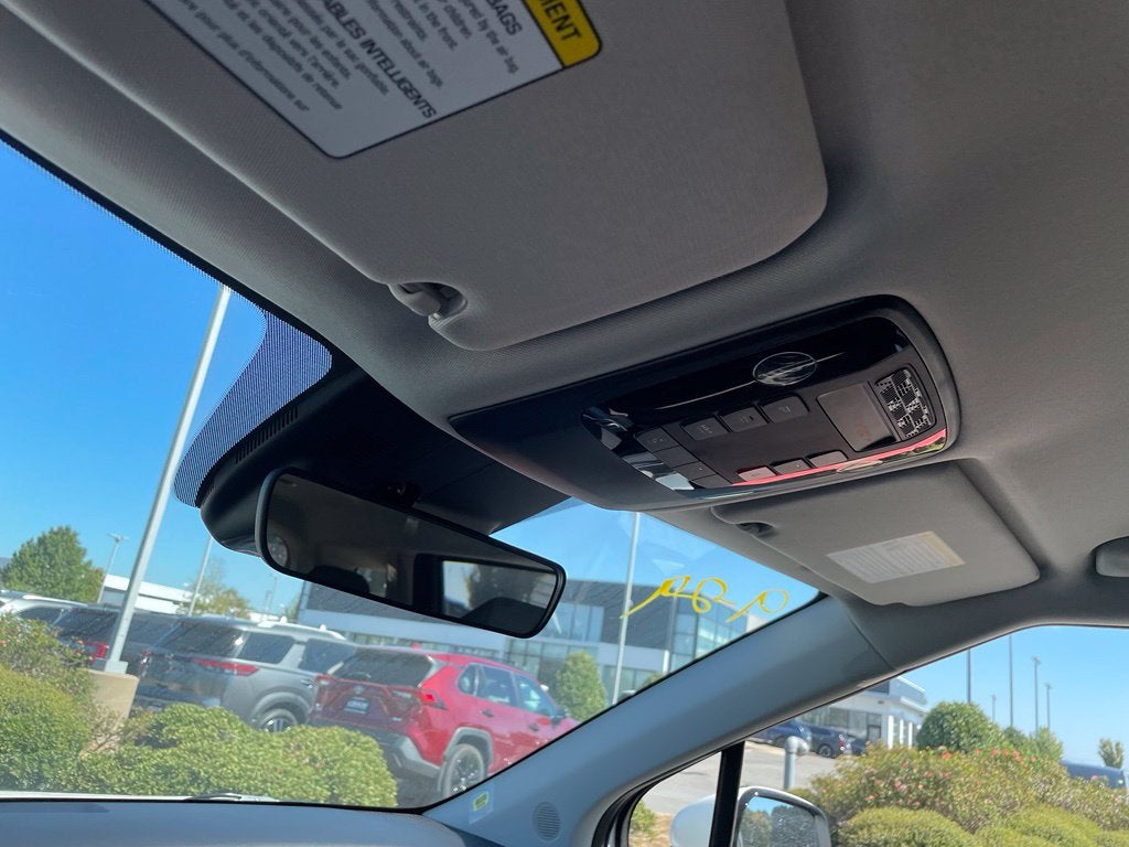 2027 Kia Carnival LX