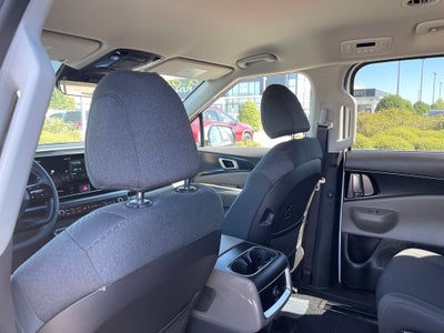 2027 Kia Carnival LX