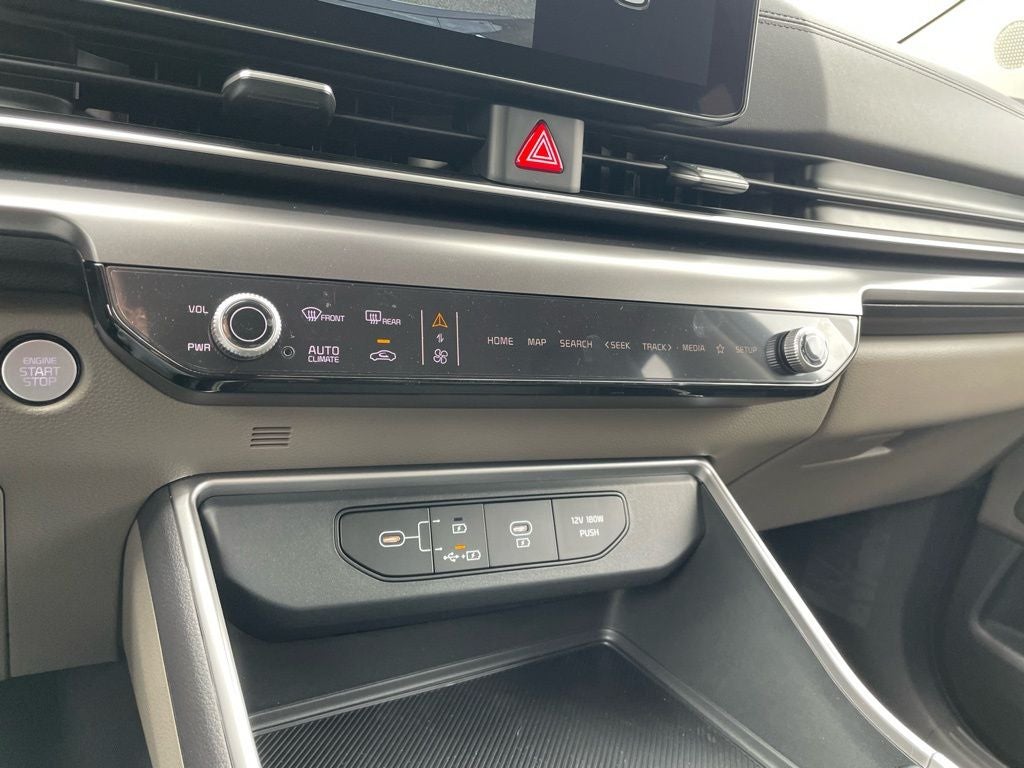 2026 Kia Carnival LXS