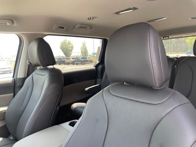 2027 Kia Carnival Hybrid LXS