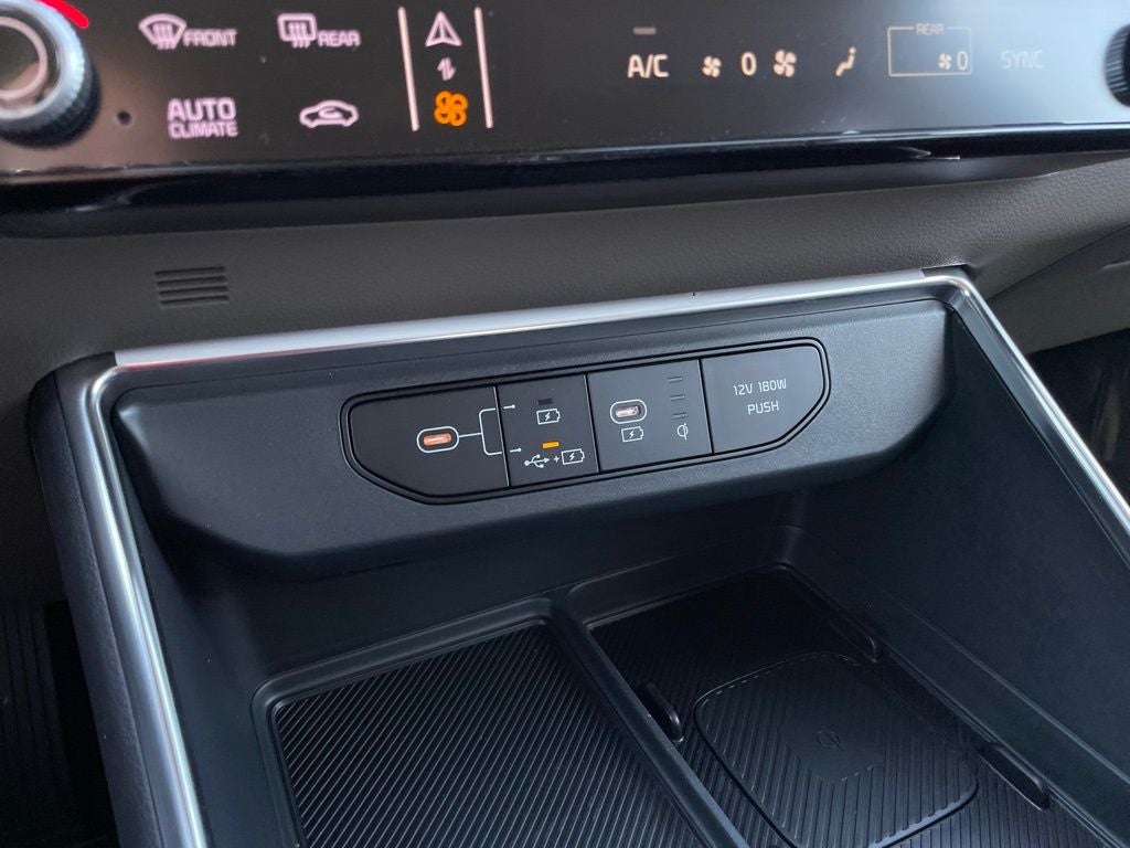 2026 Kia Carnival EX