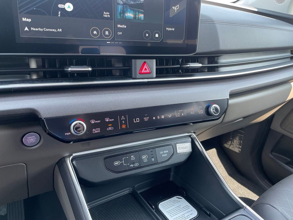 2027 Kia Carnival Hybrid EX