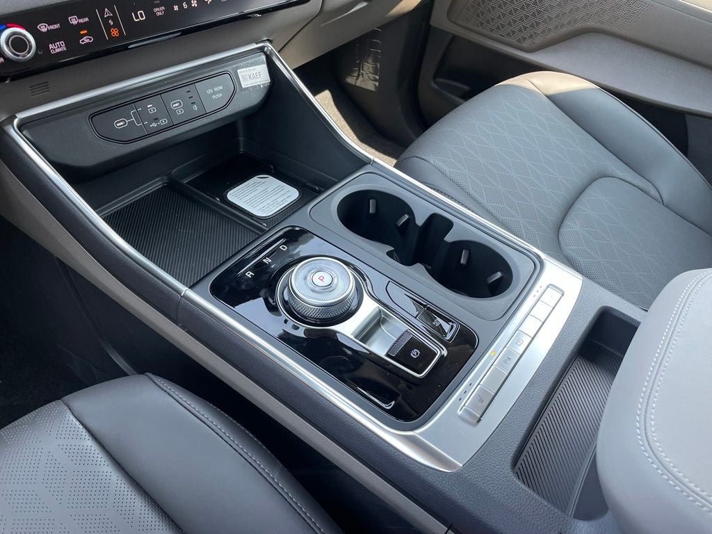 2027 Kia Carnival Hybrid EX