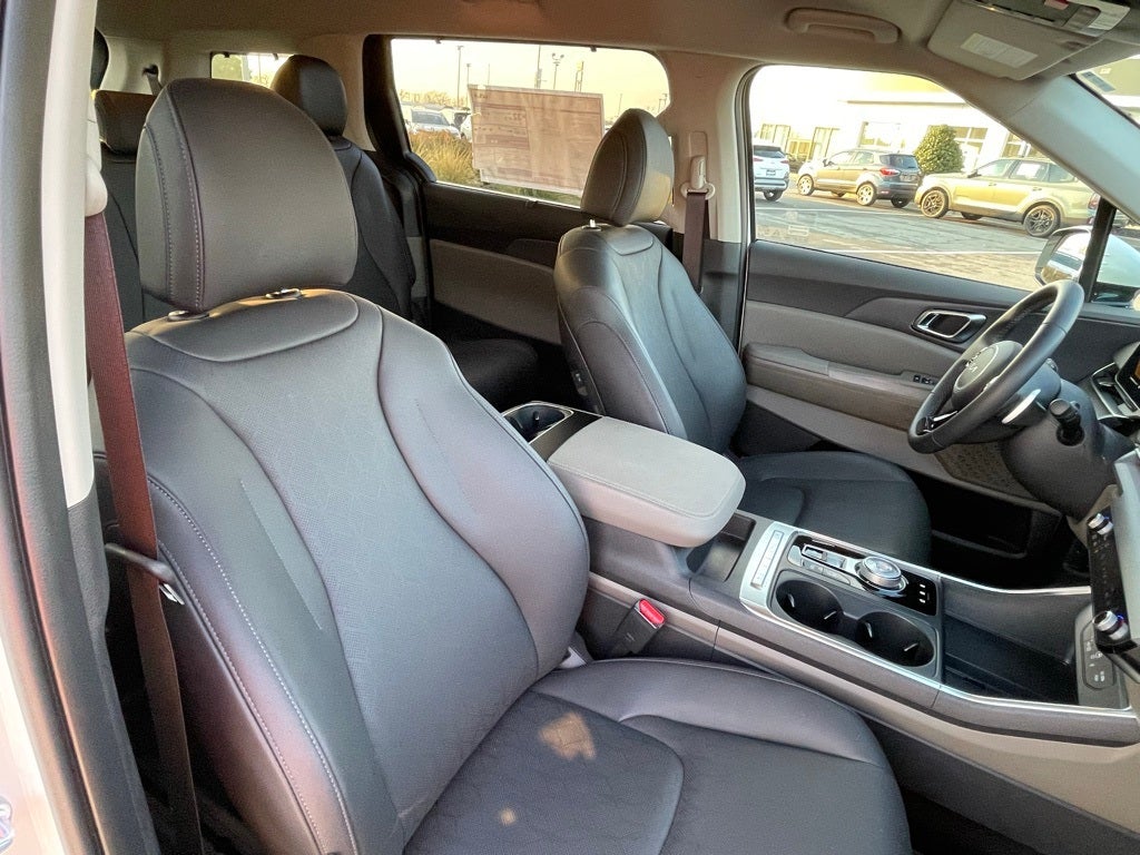 2026 Kia Carnival Hybrid EX