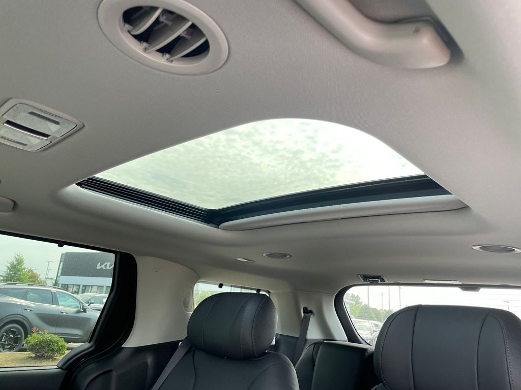 2027 Kia Carnival SX Prestige