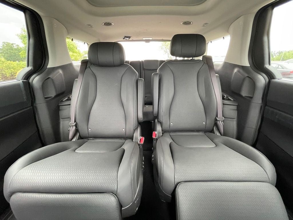 2027 Kia Carnival SX Prestige
