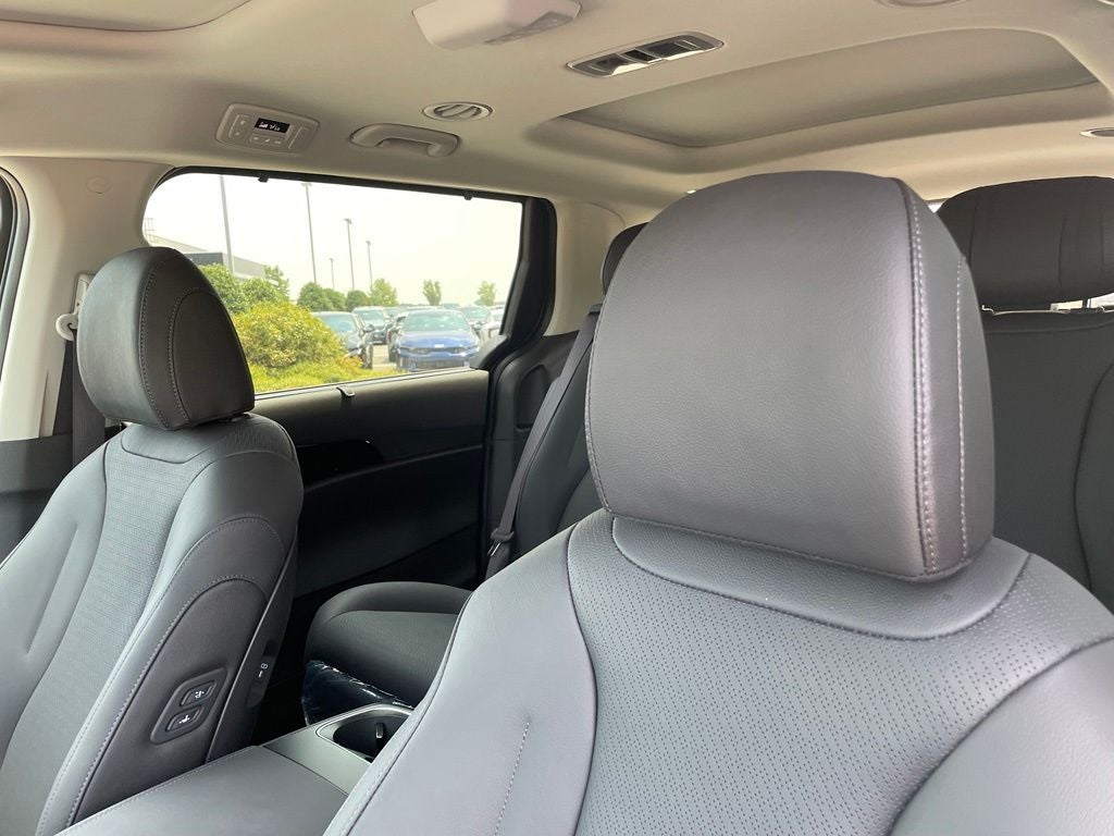2027 Kia Carnival SX Prestige