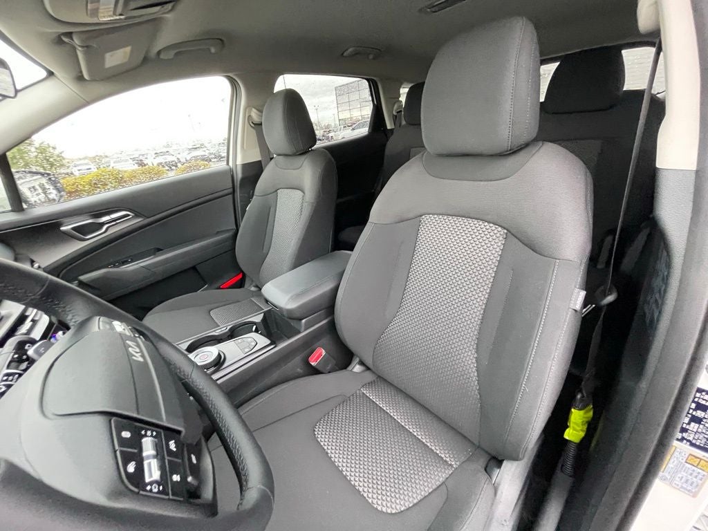 2026 Kia Sportage Hybrid S