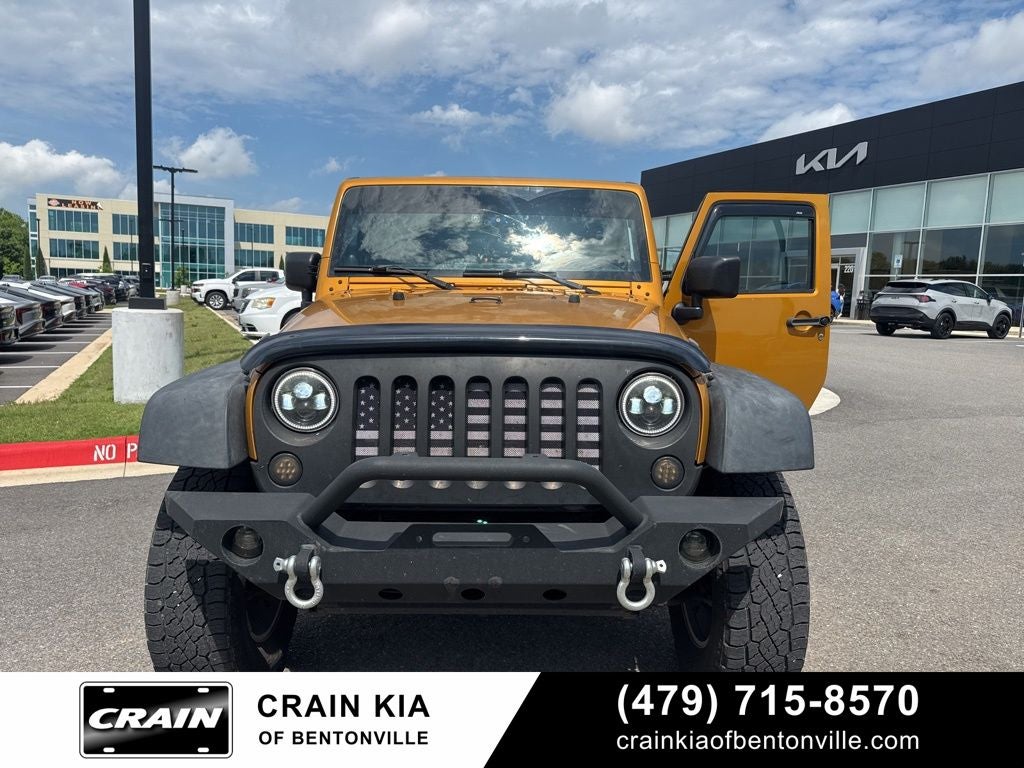 2014 Jeep Wrangler Sport - 4WD / CLEAN CARFAX