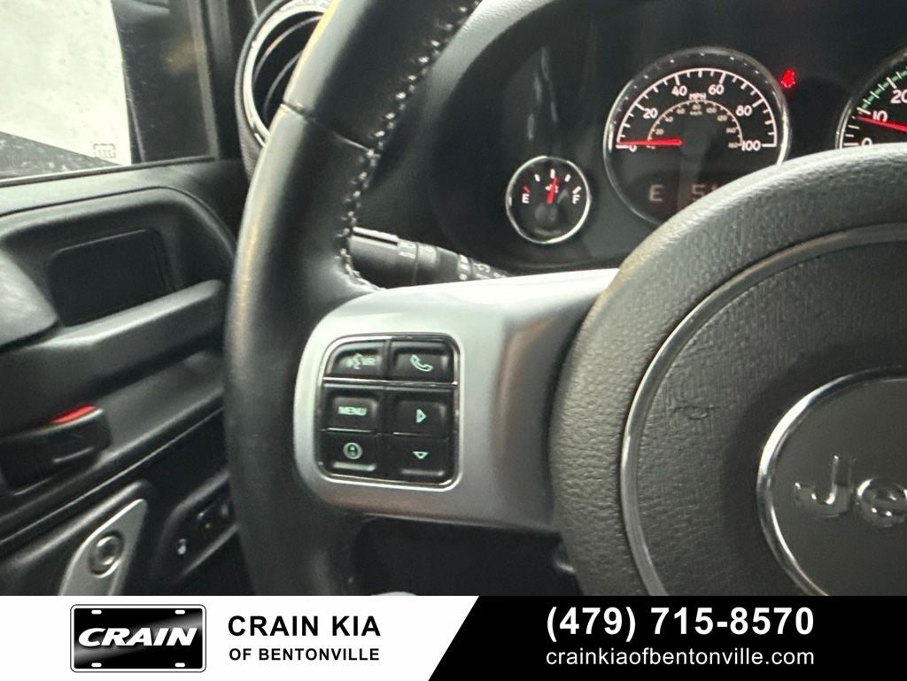2015 Jeep Wrangler Unlimited Rubicon Hard Rock - 4WD / CLEAN CARFAX