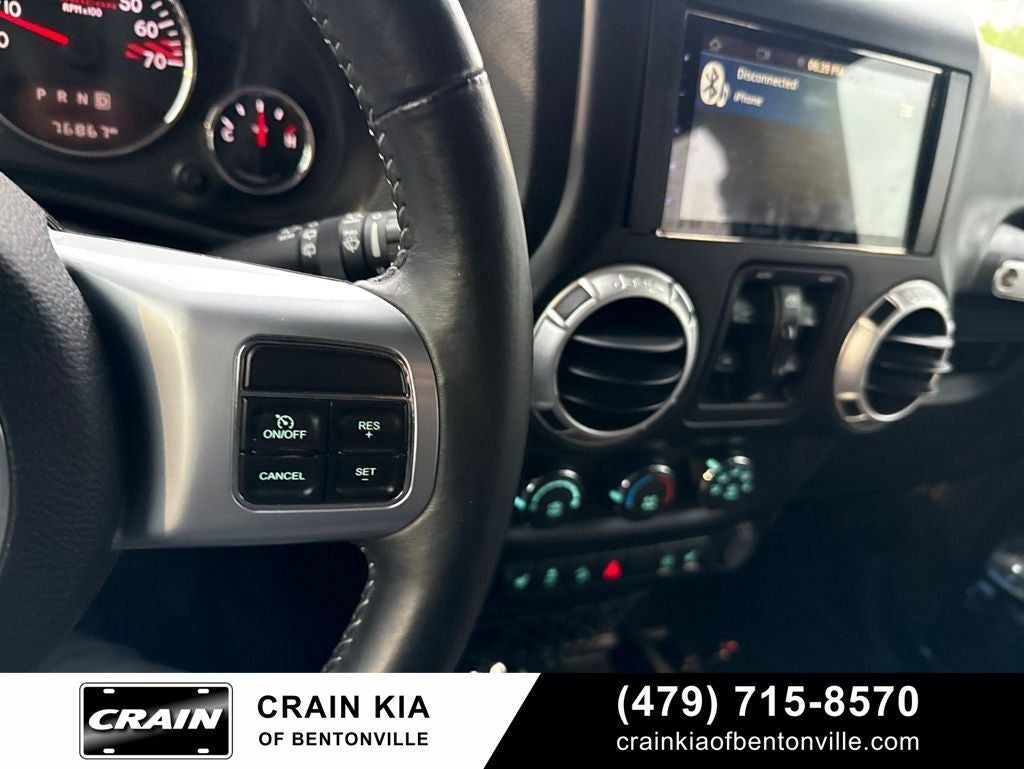 2015 Jeep Wrangler Unlimited Rubicon Hard Rock - 4WD / CLEAN CARFAX