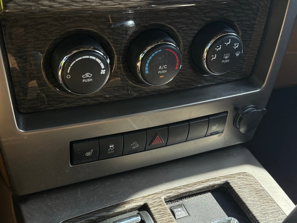 2012 Jeep Liberty Limited - 4WD / CLEAN CARFAX