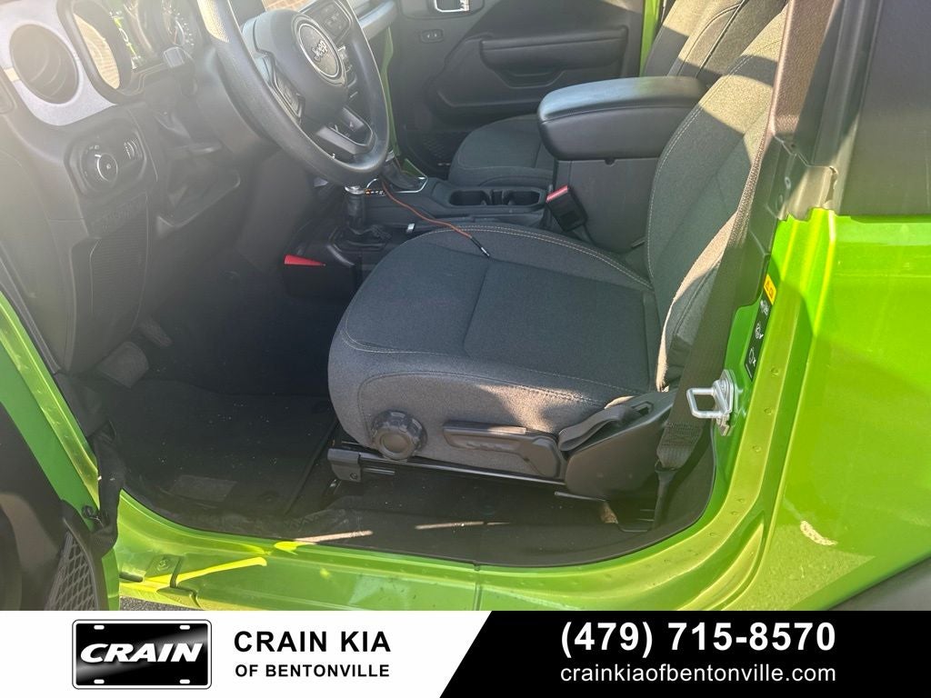 2025 Jeep Wrangler Sport - 4WD / CLEAN CARFAX / ONE OWNER