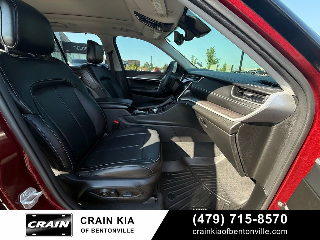 2023 Jeep Grand Cherokee Limited - 4WD / PANORAMIC SUNROOF / ONE OWNER