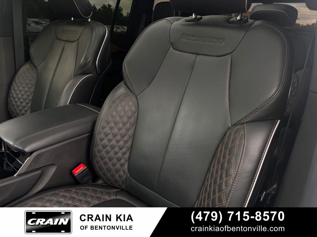 2025 Jeep Grand Cherokee L Summit - 4WD / PANORAMIC SUNROOF