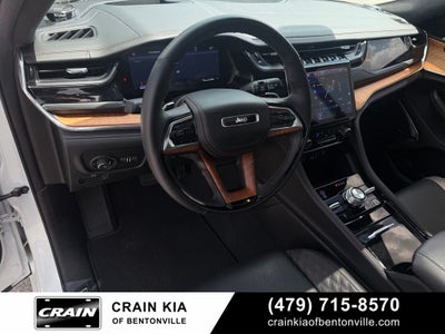 2025 Jeep Grand Cherokee L Summit - 4WD / PANORAMIC SUNROOF