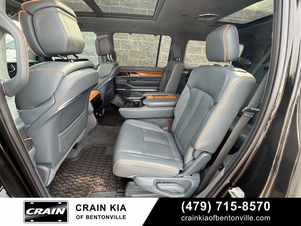 2022 Jeep Grand Wagoneer Series II - 4WD / PANORAMIC SUNROOF